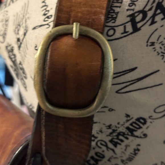 One of a kind hand tooled leather bag with eagle and brass hardware - Picture 2 of 7